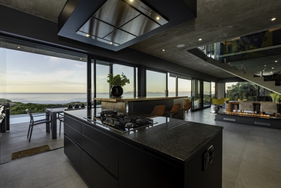 4 Bedroom Property for Sale in Keurbooms Western Cape